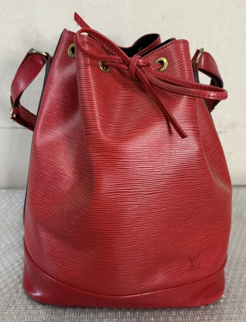 Louis Vuitton（ルイ・ヴィトン）ノエ エピライン